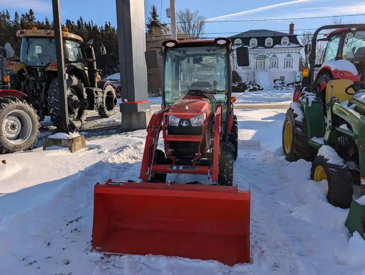 Gallery image 2 for 8308 Kubota LX3310 Tractor