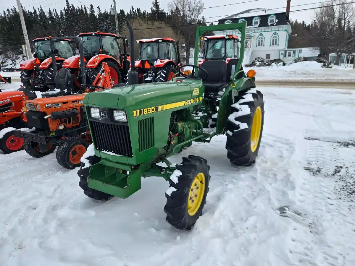 Gallery image 1 for 1985 John Deere 850 Tractor