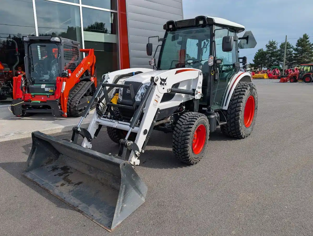 Gallery image 1 for 2023 Bobcat CT5558 Tractor