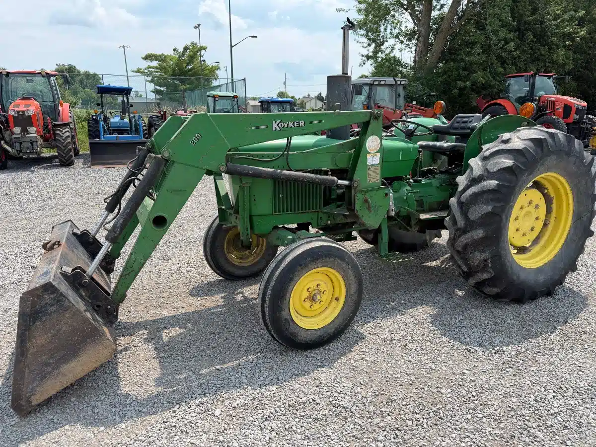 Gallery image 1 for John Deere 1120 Tractor