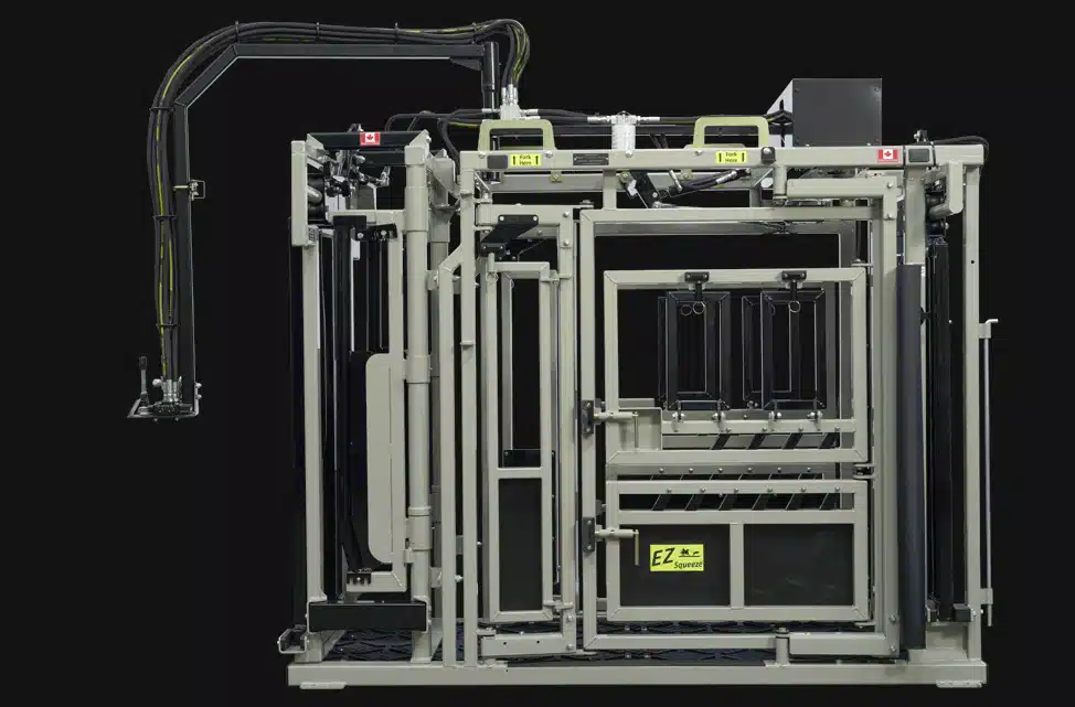 Gallery image 2 for New Cowcatcher Ez Squeeze Hydraulic Cattle Squeeze