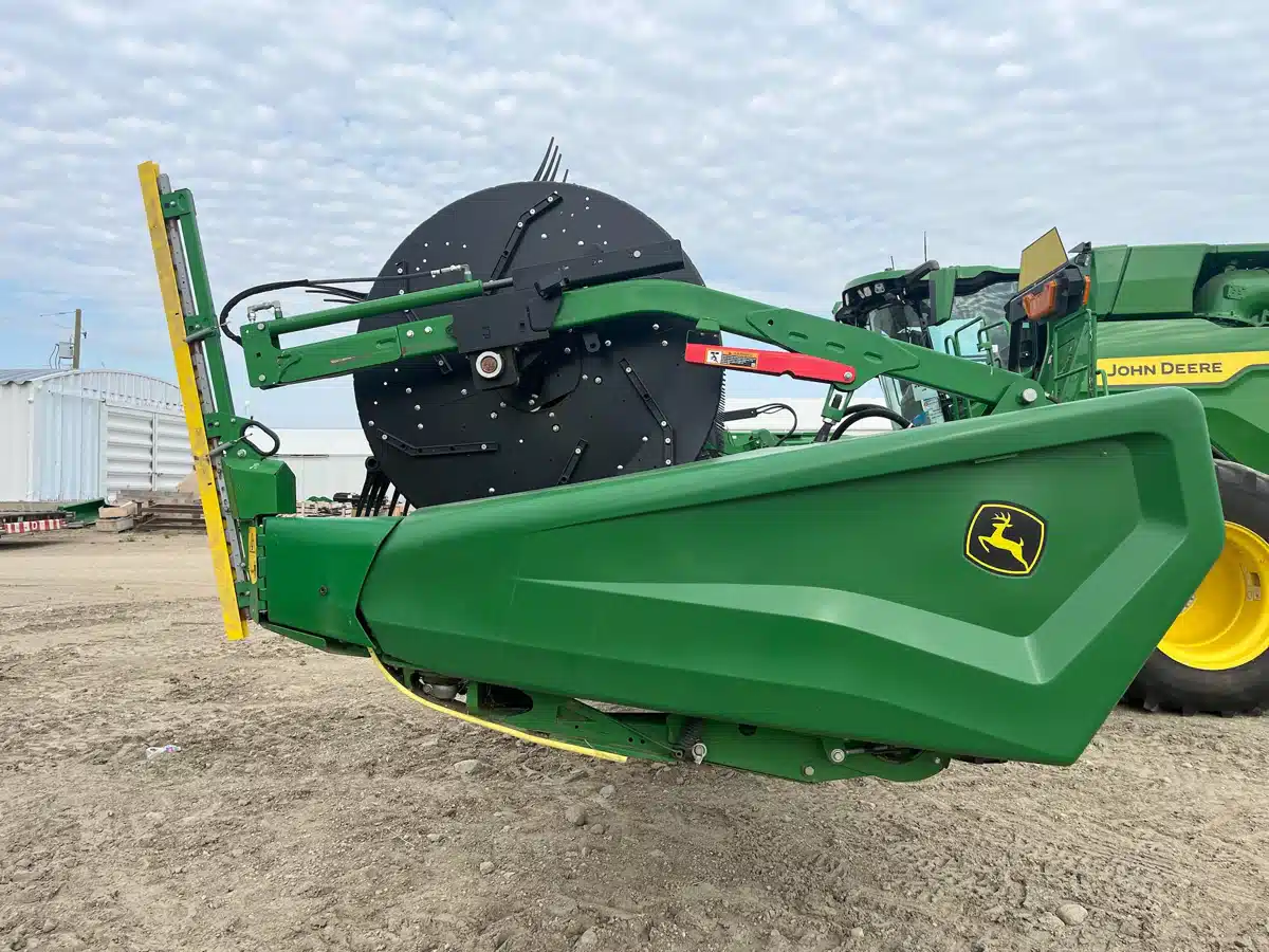 Gallery image 2 for Used 2022 John Deere HD50F Header Combine