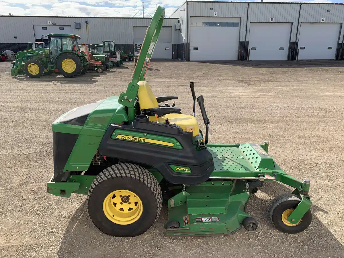 Gallery image 2 for Used 2014 John Deere Z997R Mower - Zero Turn