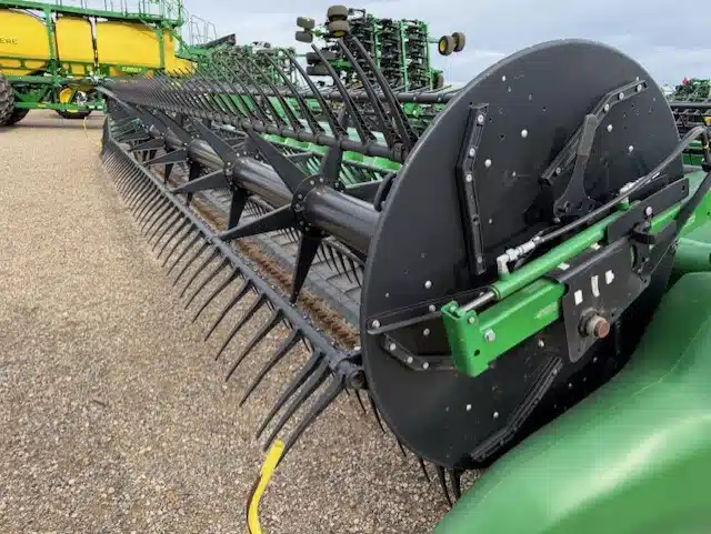 Gallery image 2 for Used 2020 John Deere 745FD Header - Draper
