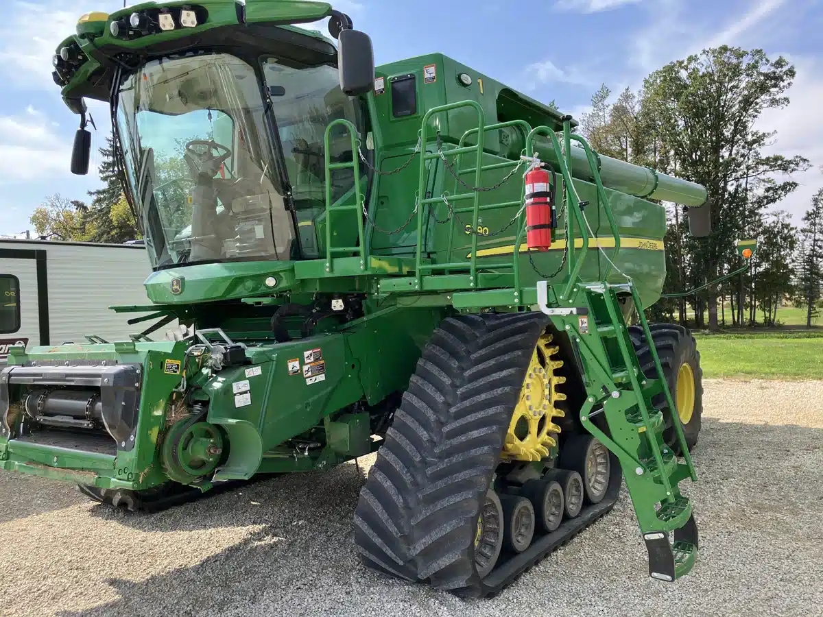 Gallery image 1 for Used 2023 John Deere S790 Combine
