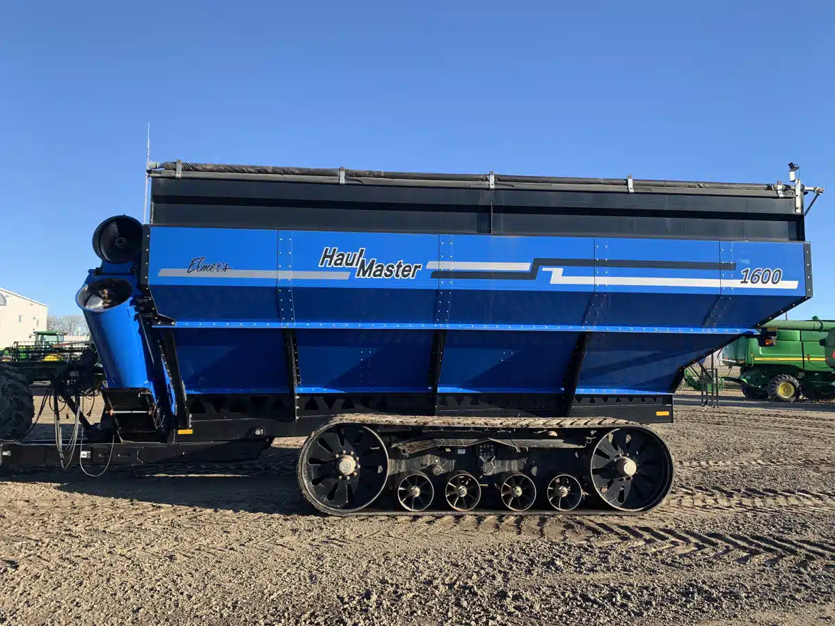Gallery image 2 for Used 2012 Elmers Mfg HAULMASTER 1600 Grain Cart