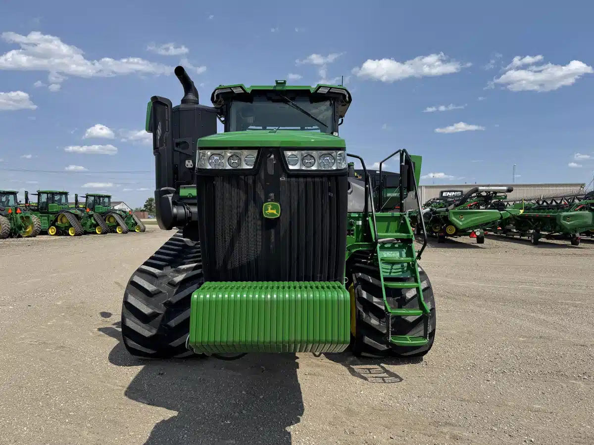 Gallery image 2 for Used 2023 John Deere 9RT 570 Tractor