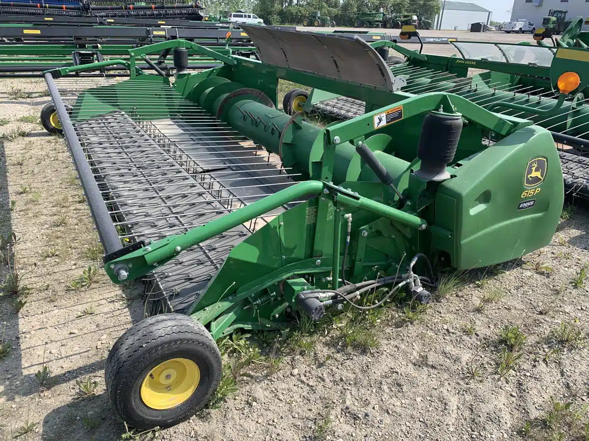 Gallery image 1 for Used 2018 John Deere 615P Header - Pickup