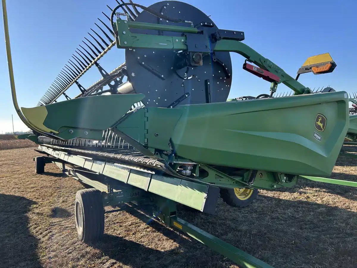 Gallery image 1 for Used 2024 John Deere HD50F Header Combine