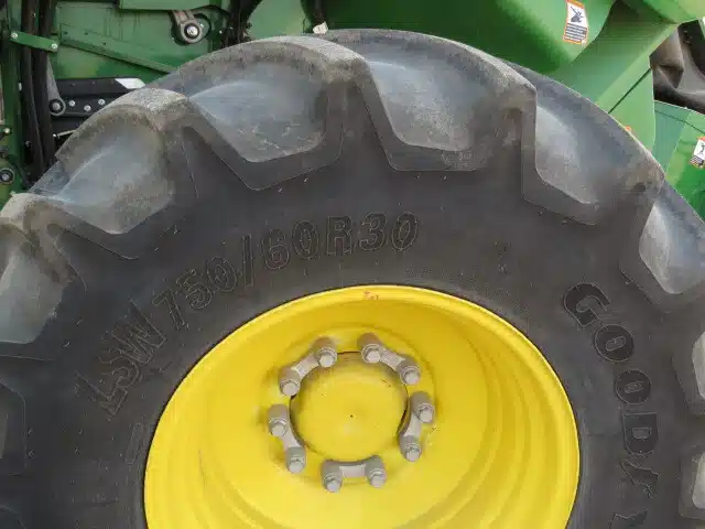 Gallery image 2 for Used 2024 John Deere X9 1100 Combine