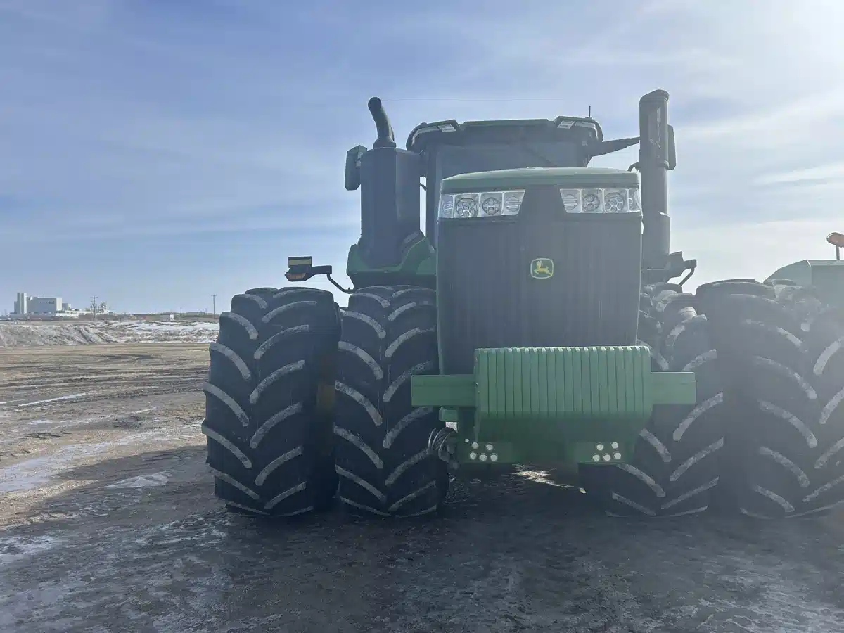 Gallery image 2 for Used 2024 John Deere 9R 440 Tractor