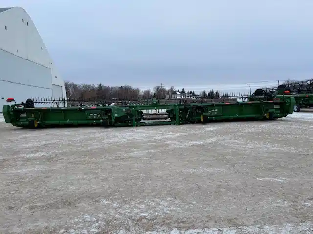 Gallery image 2 for 2023 John Deere HD50F Header - Flex
