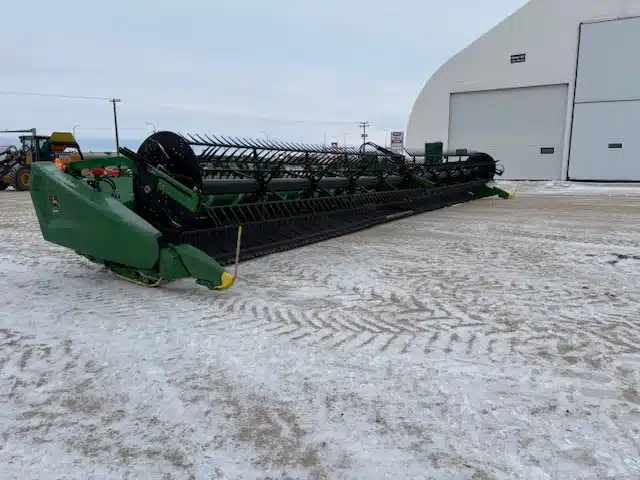 Gallery image 1 for 2023 John Deere HD50F Header - Flex