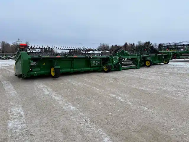 Gallery image 2 for 2023 John Deere HD50F Header - Flex