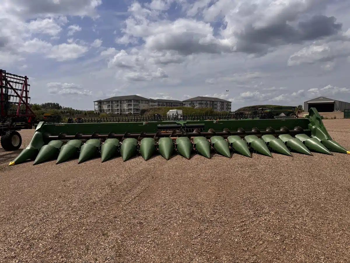 Gallery image 2 for Used 2021 John Deere C16R Header - Row Crop
