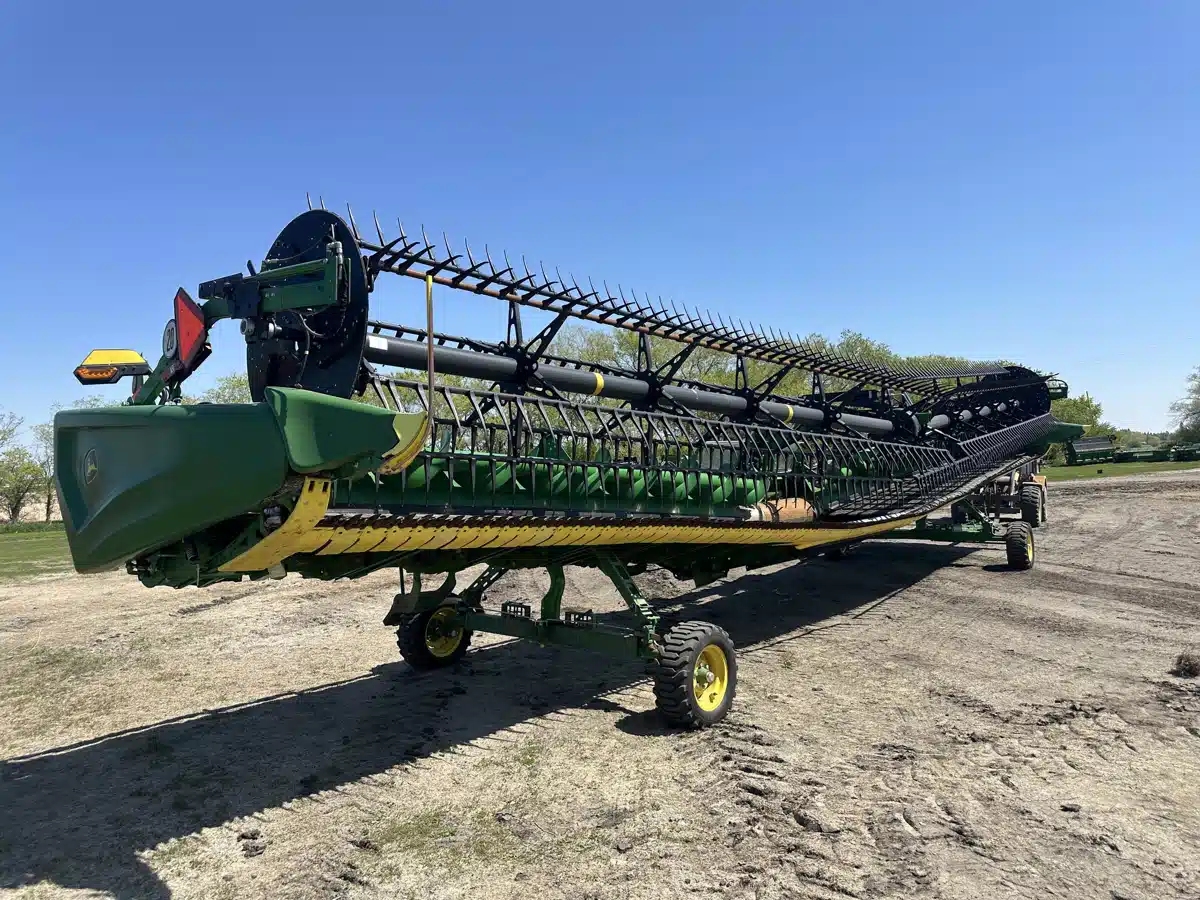 Gallery image 2 for Used 2022 John Deere HD45F Header Combine
