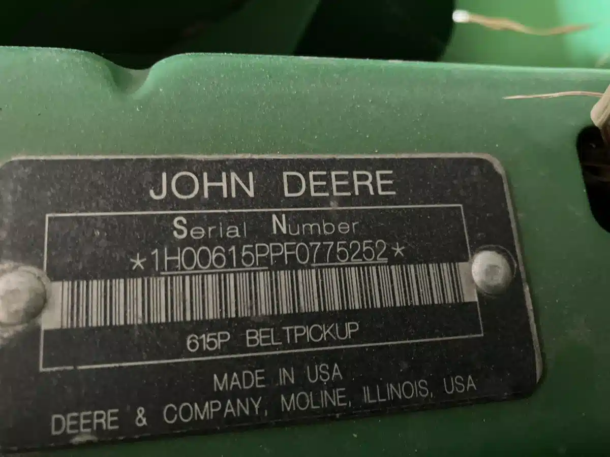 Gallery image 2 for Used 2015 John Deere 615P Header - Draper