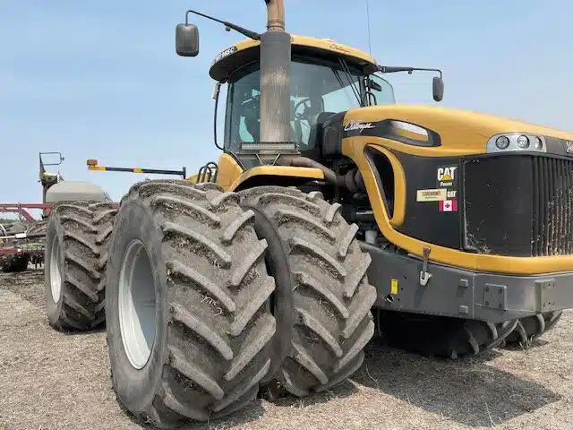Gallery image 2 for Used 2012 Challenger MT965C Tractor