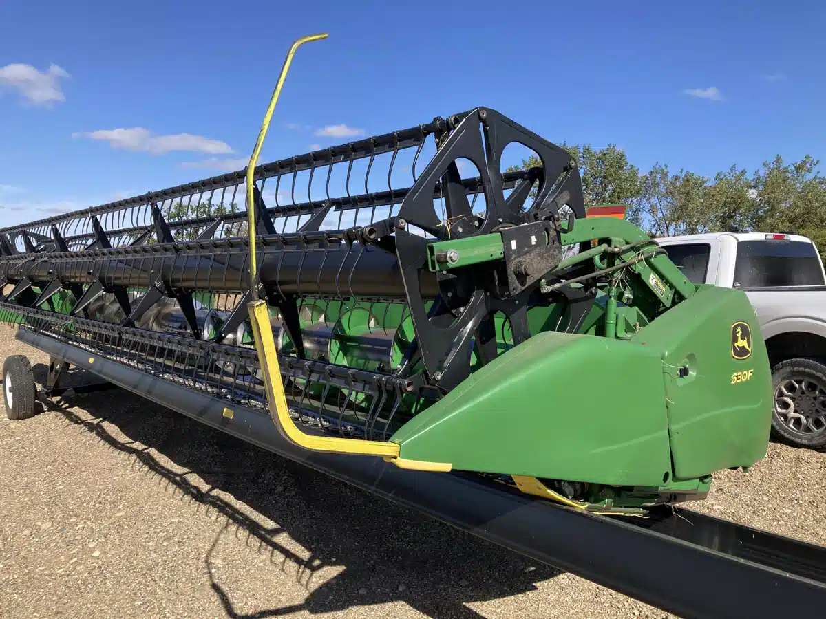 Gallery image 1 for Used 2014 John Deere 630F Header - Flex
