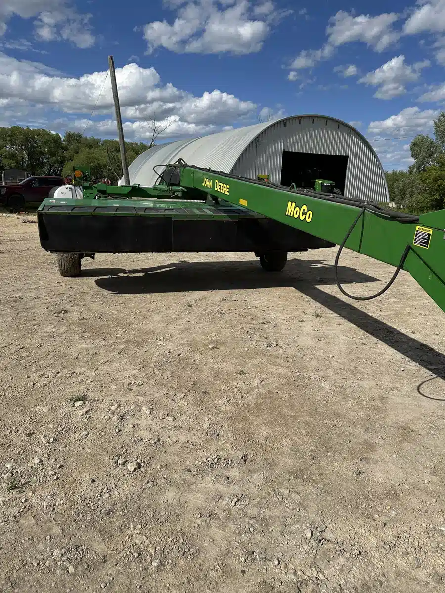 Gallery image 2 for Used 2015 John Deere 956 Disc Mower Conditioner