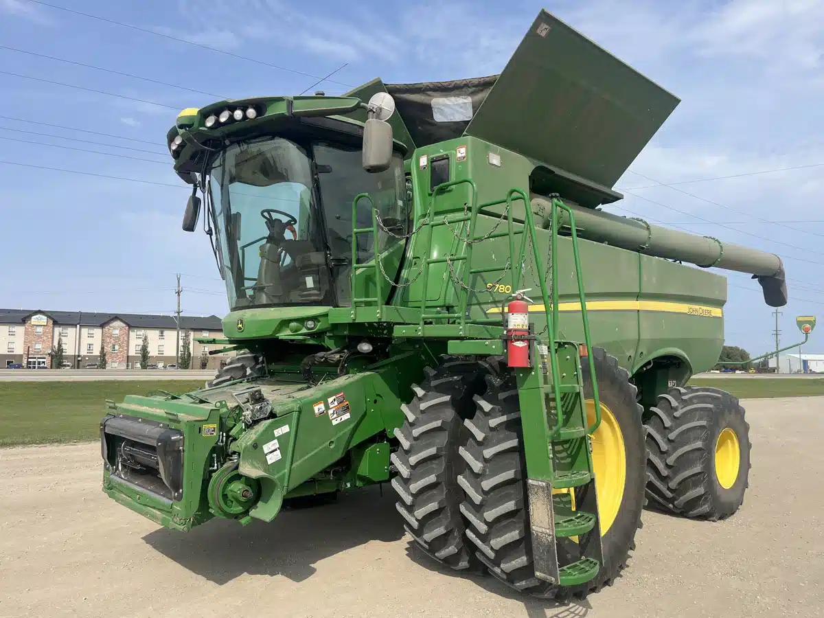 Gallery image 1 for Used 2021 John Deere S780 Combine