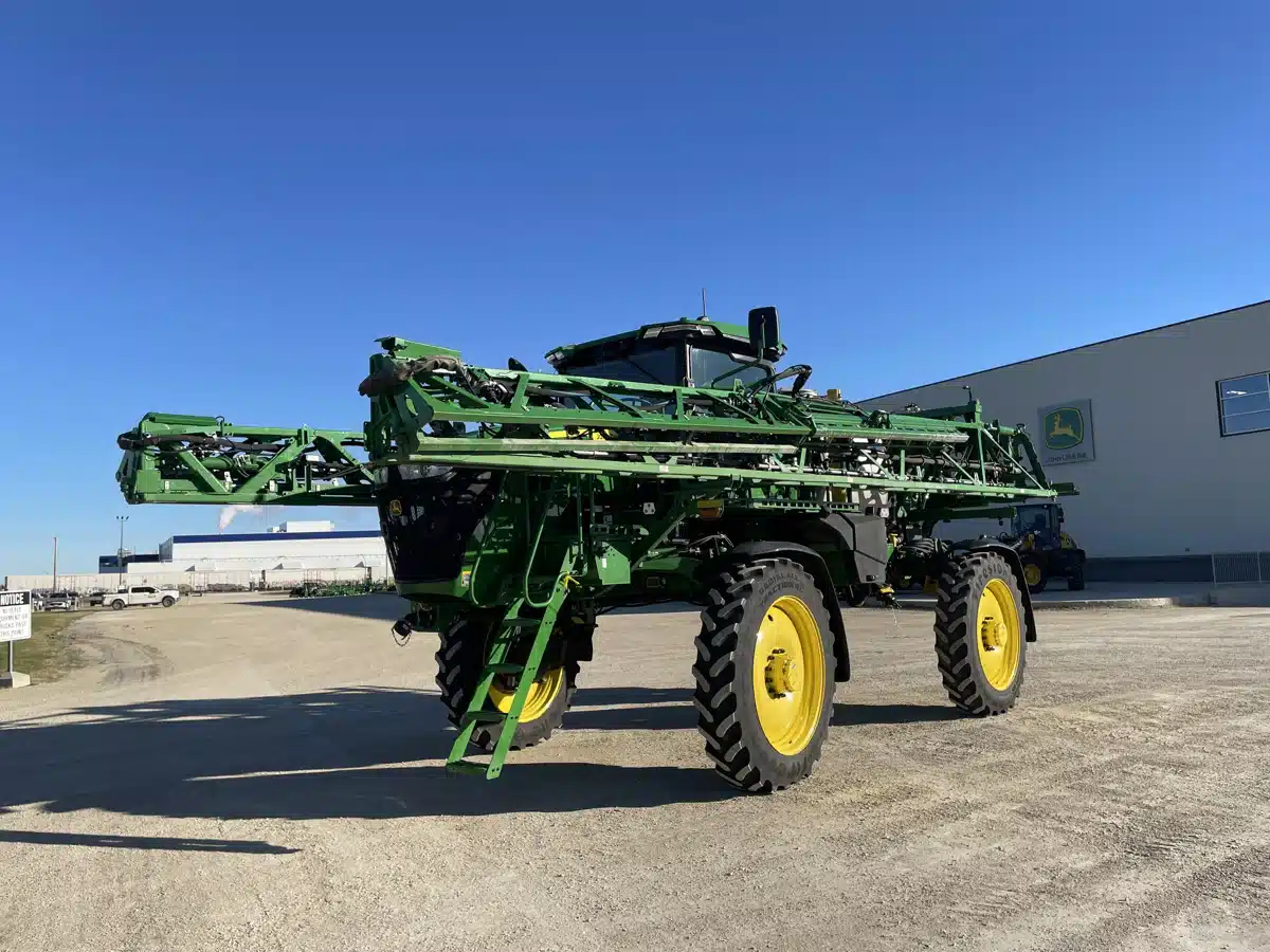 Gallery image 1 for Used 2024 John Deere 410R Sprayer - Self Propelled