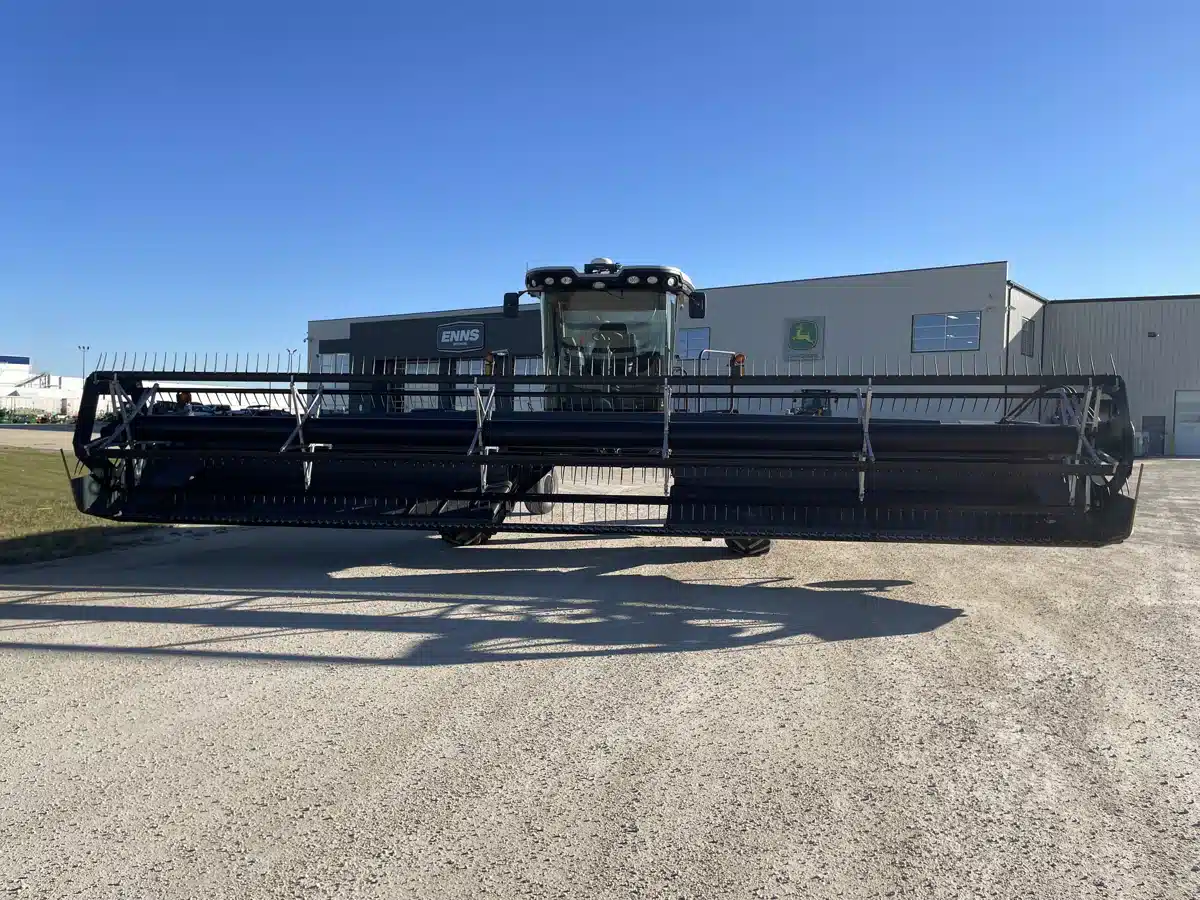 Gallery image 2 for Used 2014 Massey Ferguson WR9740 Windrower