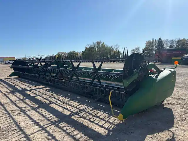 Gallery image 1 for Used 2019 John Deere 740FD Header - Draper