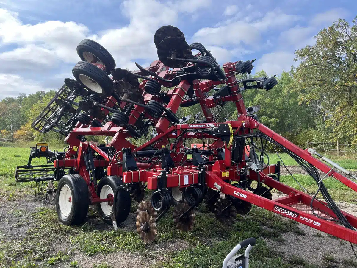 Gallery image 1 for Used 2017 Salford I-2100 Vertical Tillage