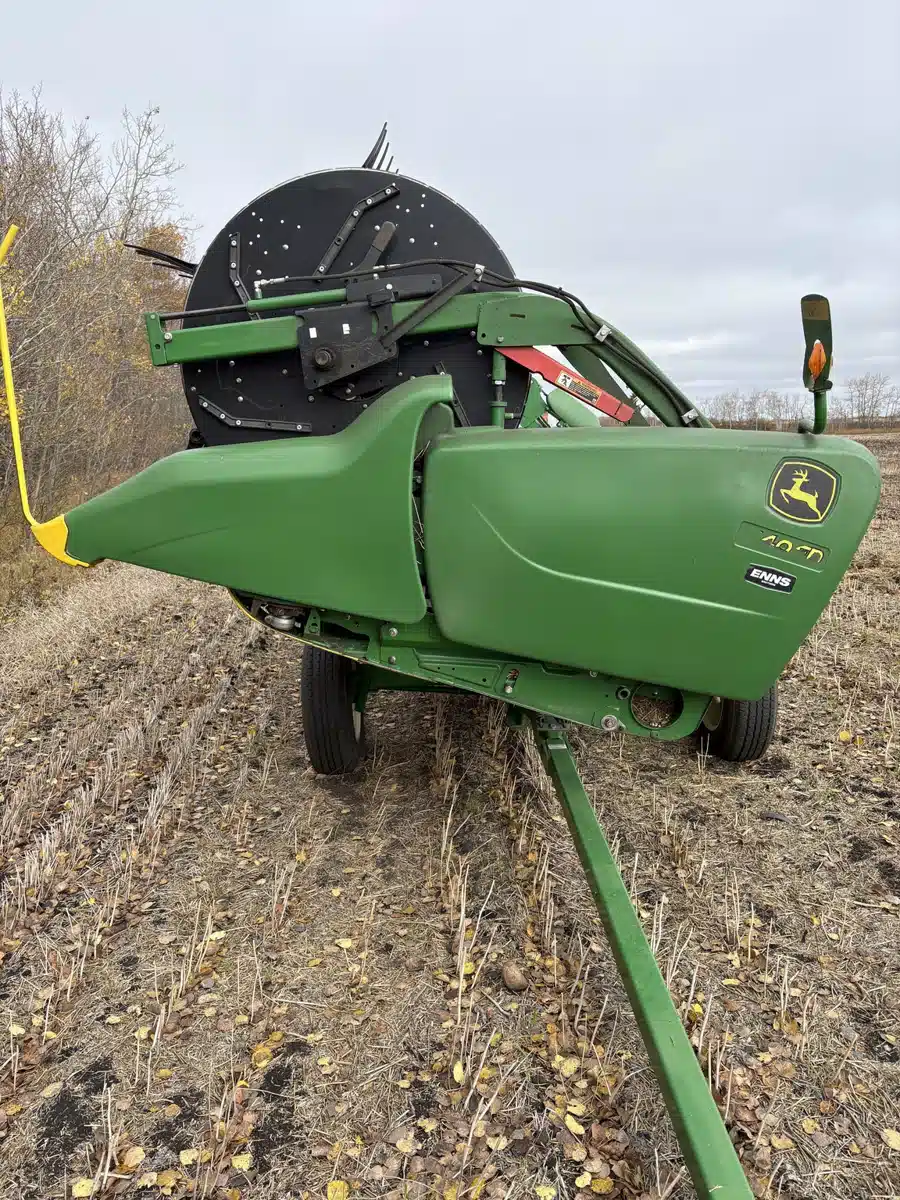 Used 2018 John Deere 640FD Header - Draper