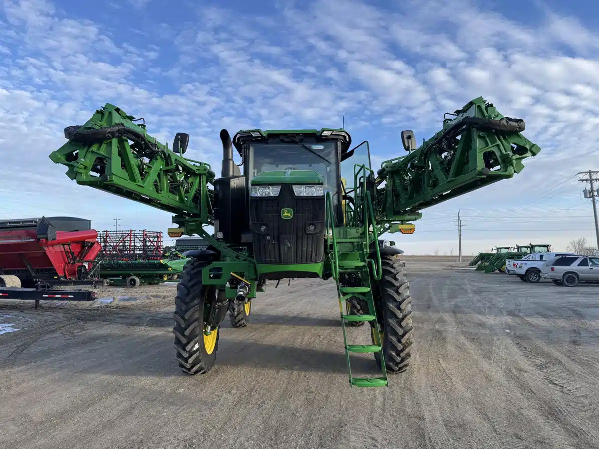 Gallery image 2 for Used 2025 John Deere 412R Sprayer - Self Propelled