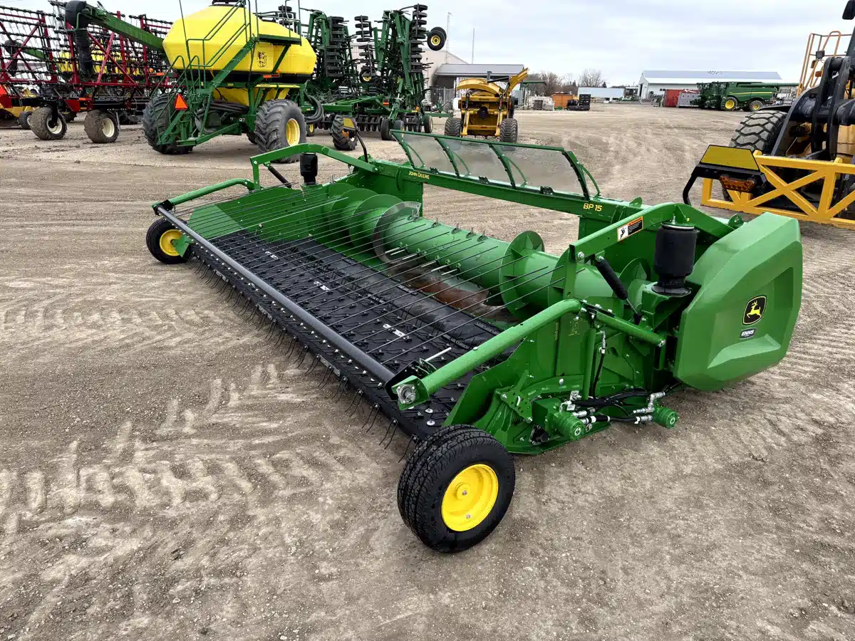 Gallery image 1 for 2025 John Deere BP 15 Header - Pickup