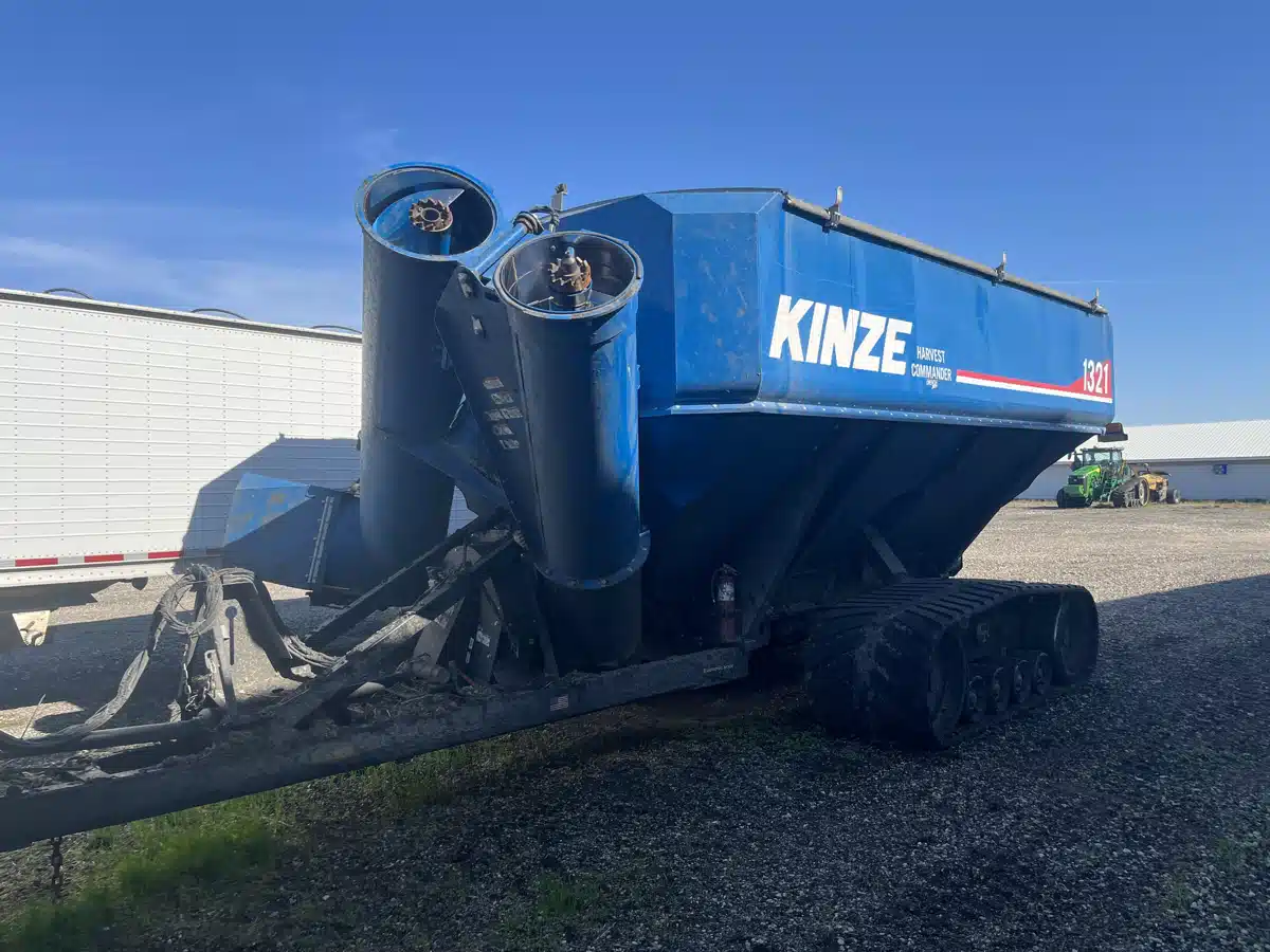 Gallery image 2 for 2023 Kinze 1321 Grain Cart