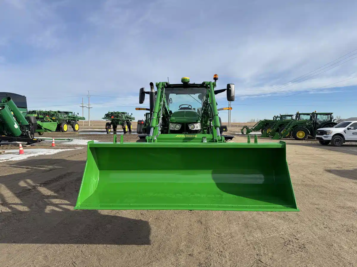 Gallery image 1 for Used 2025 John Deere 6R 165 Tractor