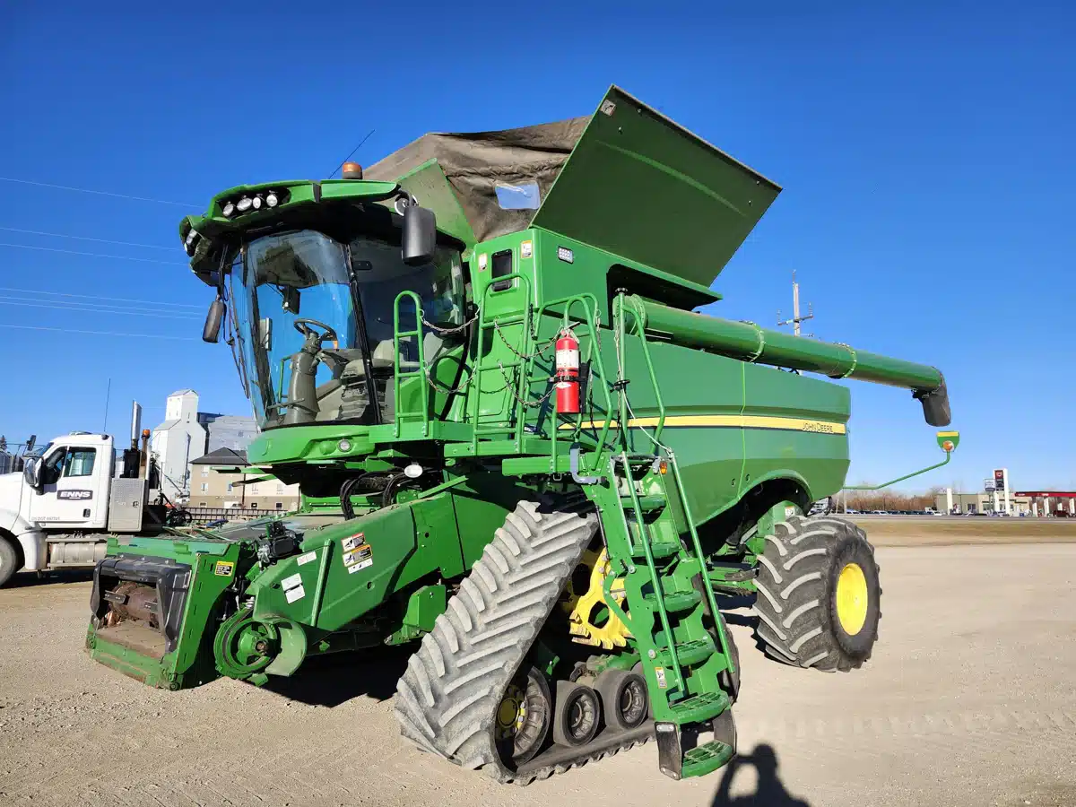 Gallery image 1 for 2019 John Deere S790 Combine