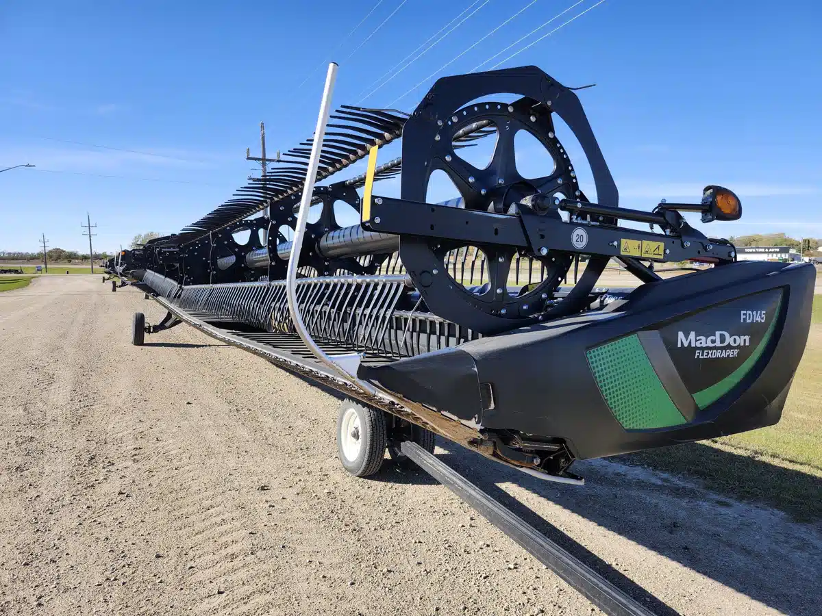 Gallery image 2 for 2022 MacDon FD75 Header - Draper