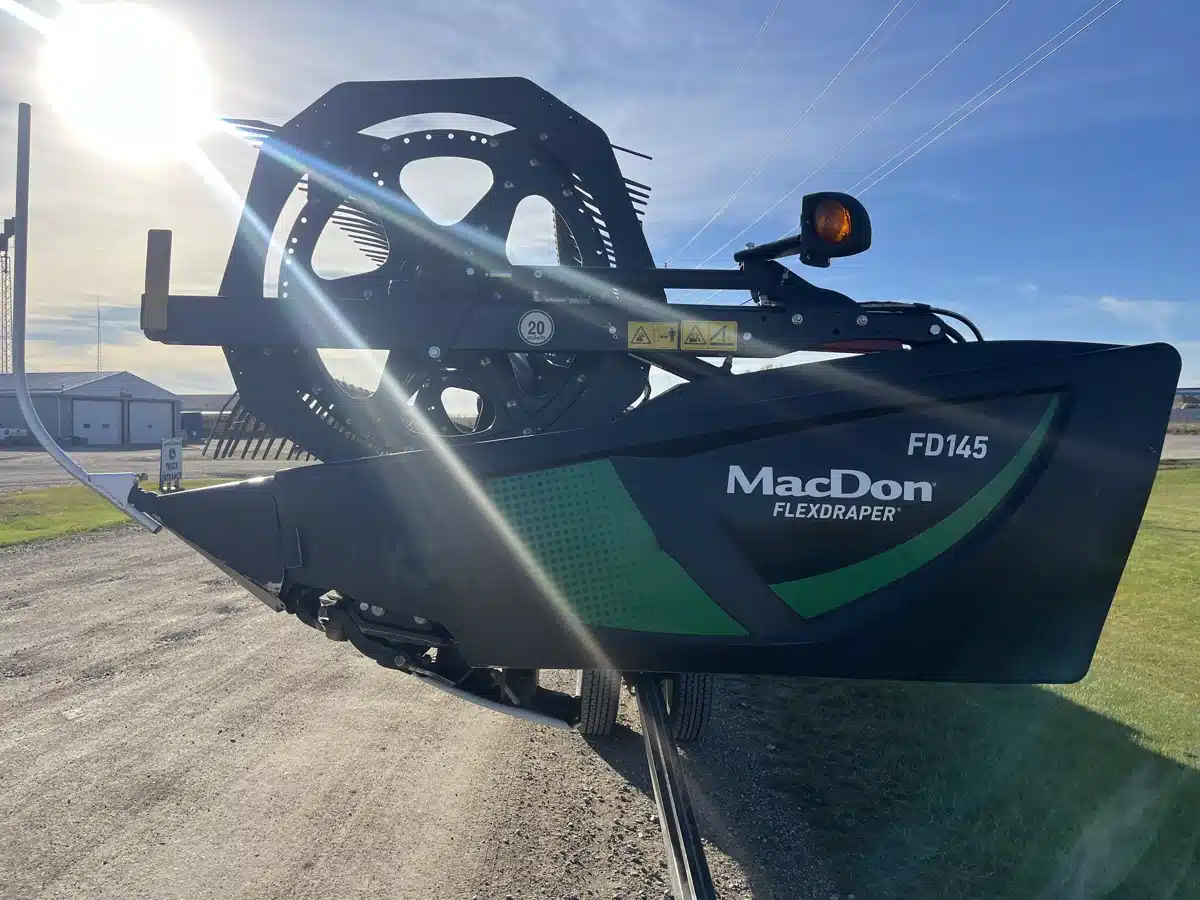 Gallery image 2 for 2022 MacDon FD75 Header - Draper