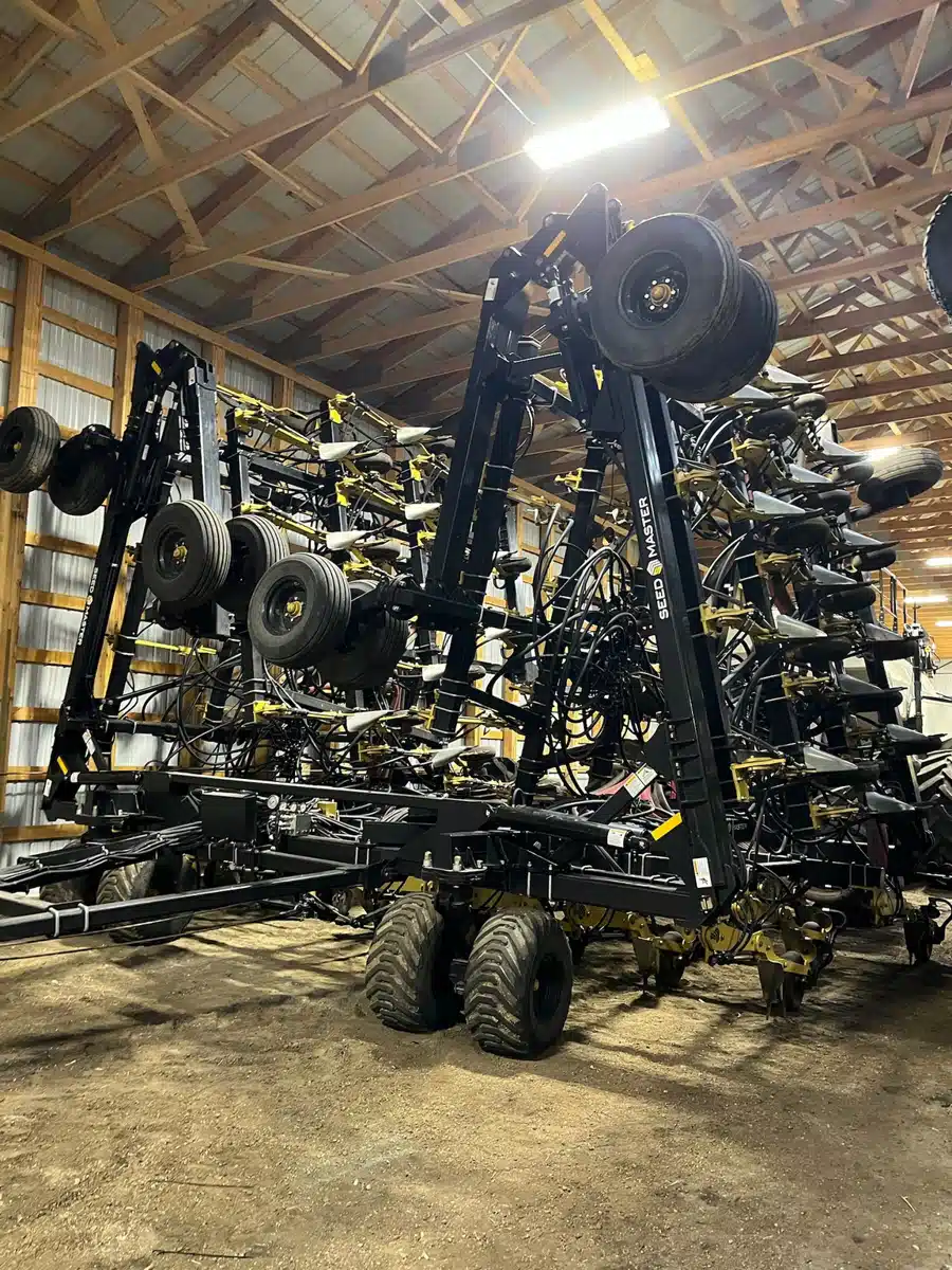 Used 2016 SeedMaster 8012 Air Drill