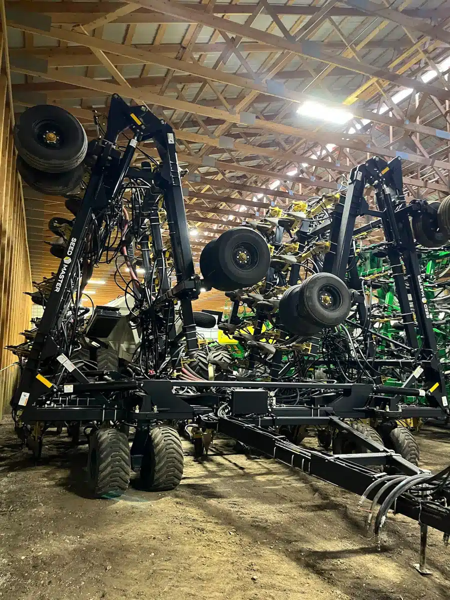 Gallery image 2 for 2016 SeedMaster 8012 Air Drill