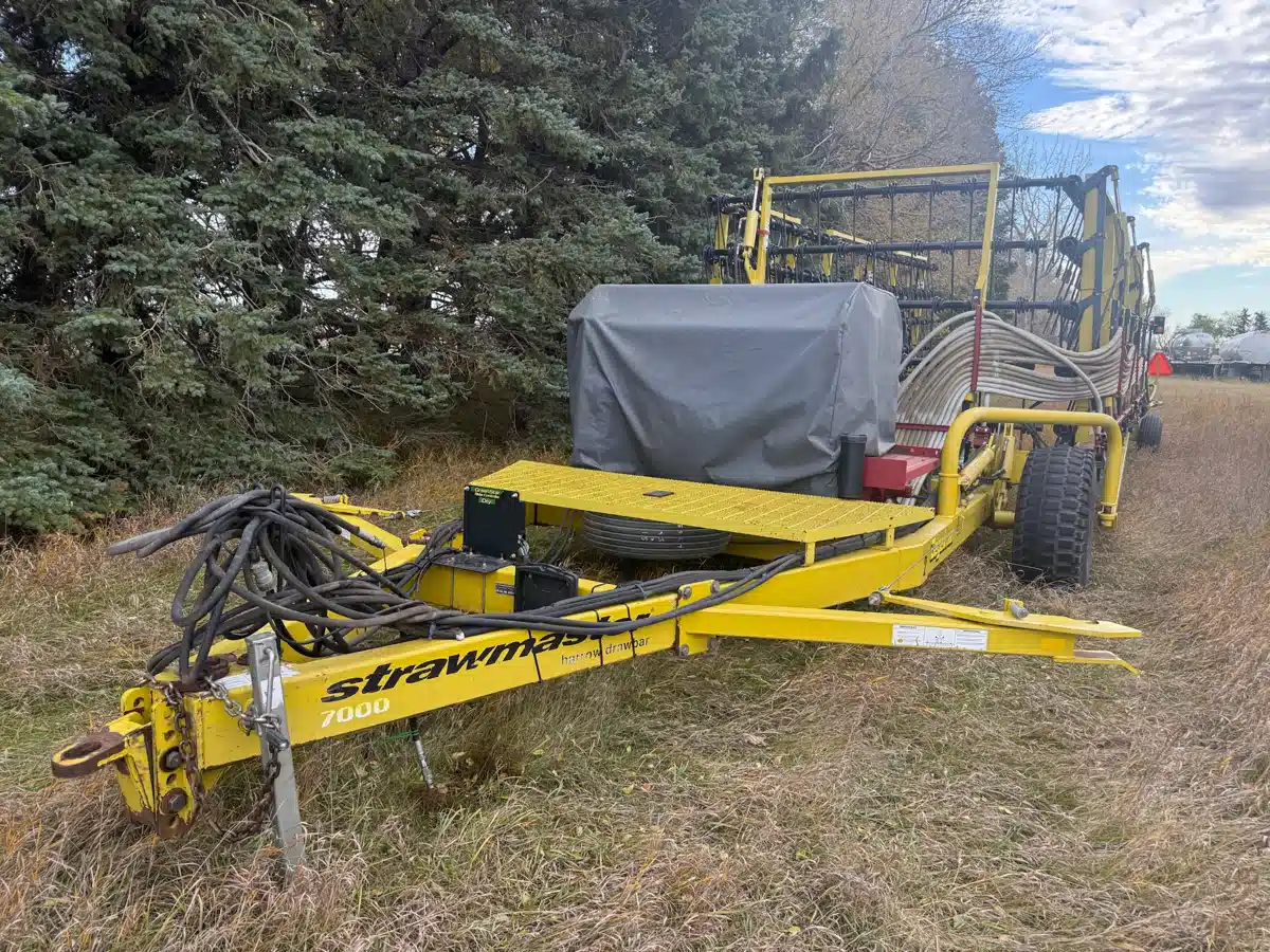 Used 2015 Degelman Strawmaster 7000 82ft Harrow