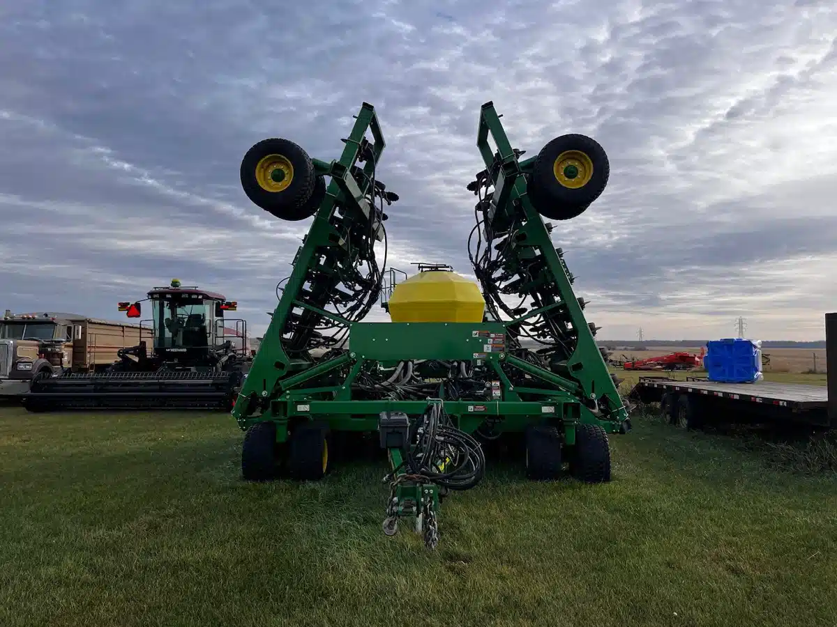 Gallery image 2 for 2020 John Deere 1890 Air Drill