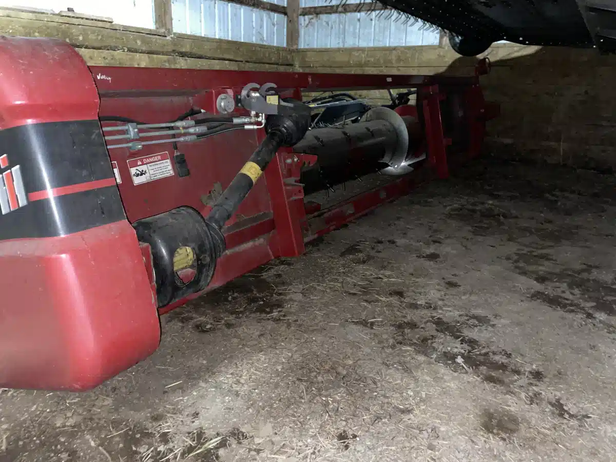 Gallery image 2 for Used 2008 Case IH 2016 Header - Pickup