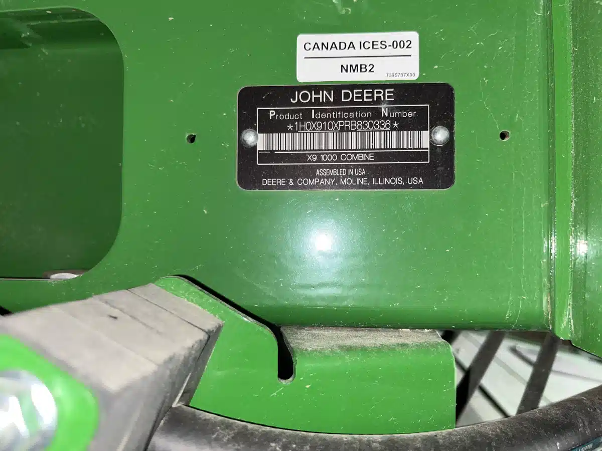 Gallery image 2 for Used 2024 John Deere X9 1000 Combine