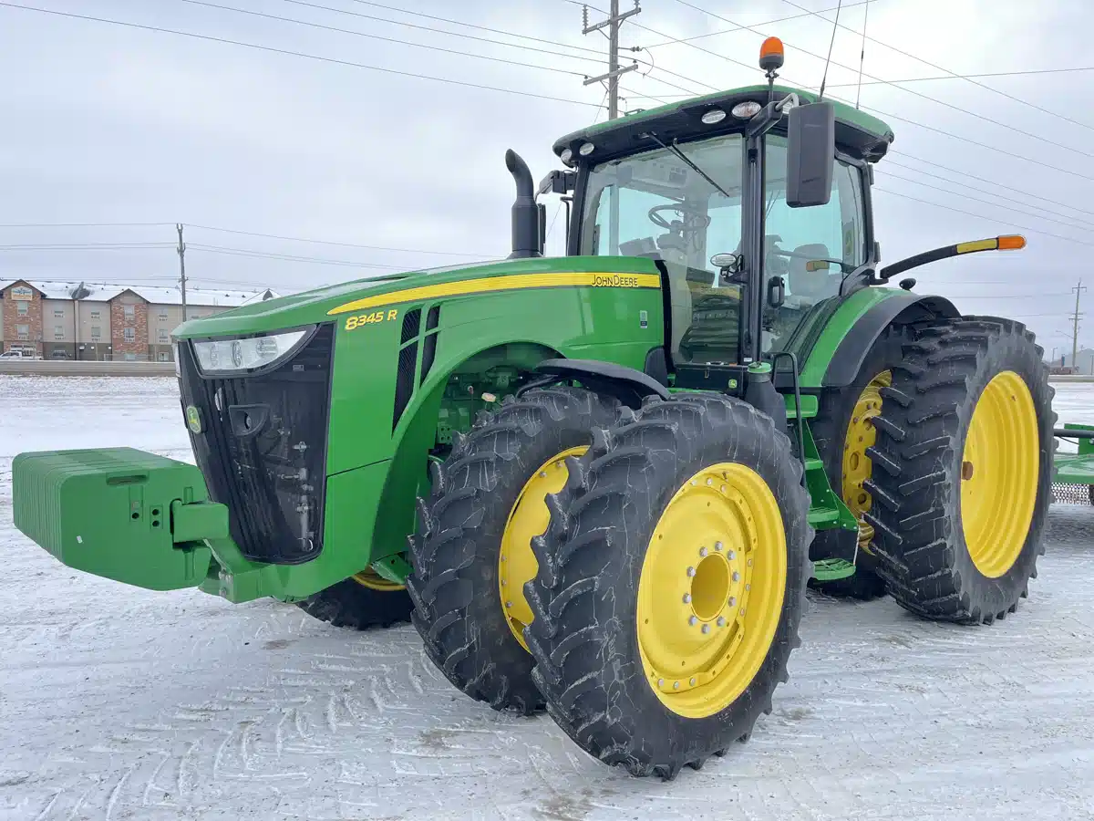 Gallery image 1 for 2018 John Deere 8345R Tractor