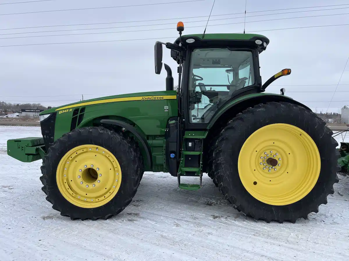 Gallery image 2 for 2018 John Deere 8345R Tractor