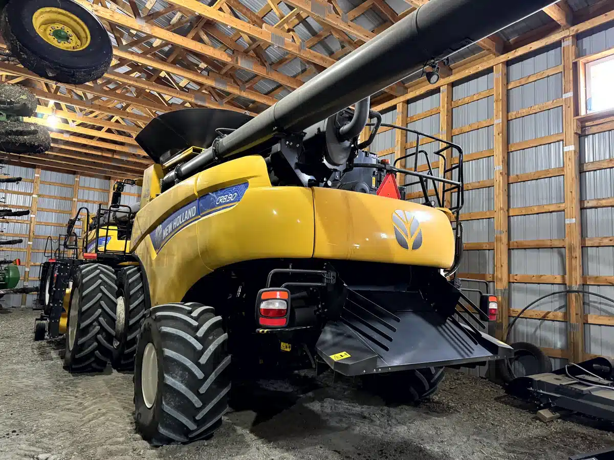 Gallery image 2 for 2019 New Holland CR8.90 Combine