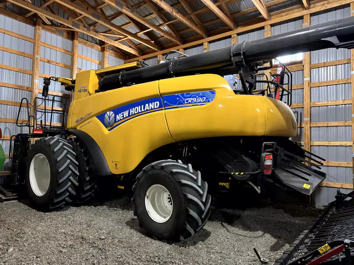 Gallery image 2 for 2021 New Holland CR9.90 Combine