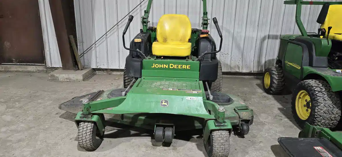 2011 John Deere 997 Mower - Zero Turn