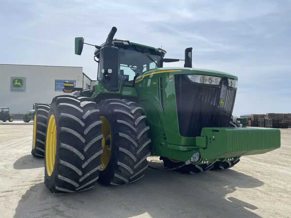 Gallery image 1 for 2025 John Deere 9R 590 Tractor
