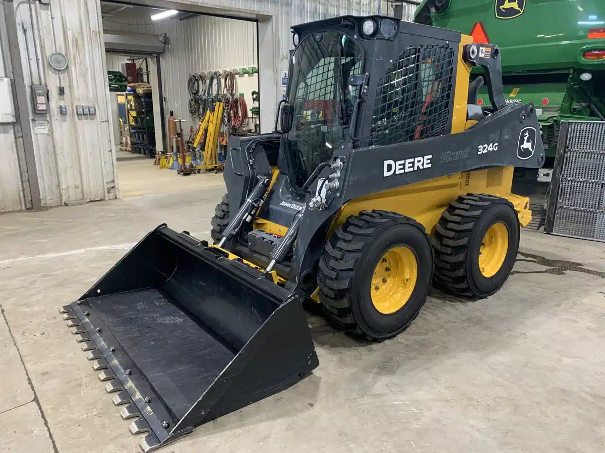 Gallery image 1 for 2024 John Deere 324G Skid Steer